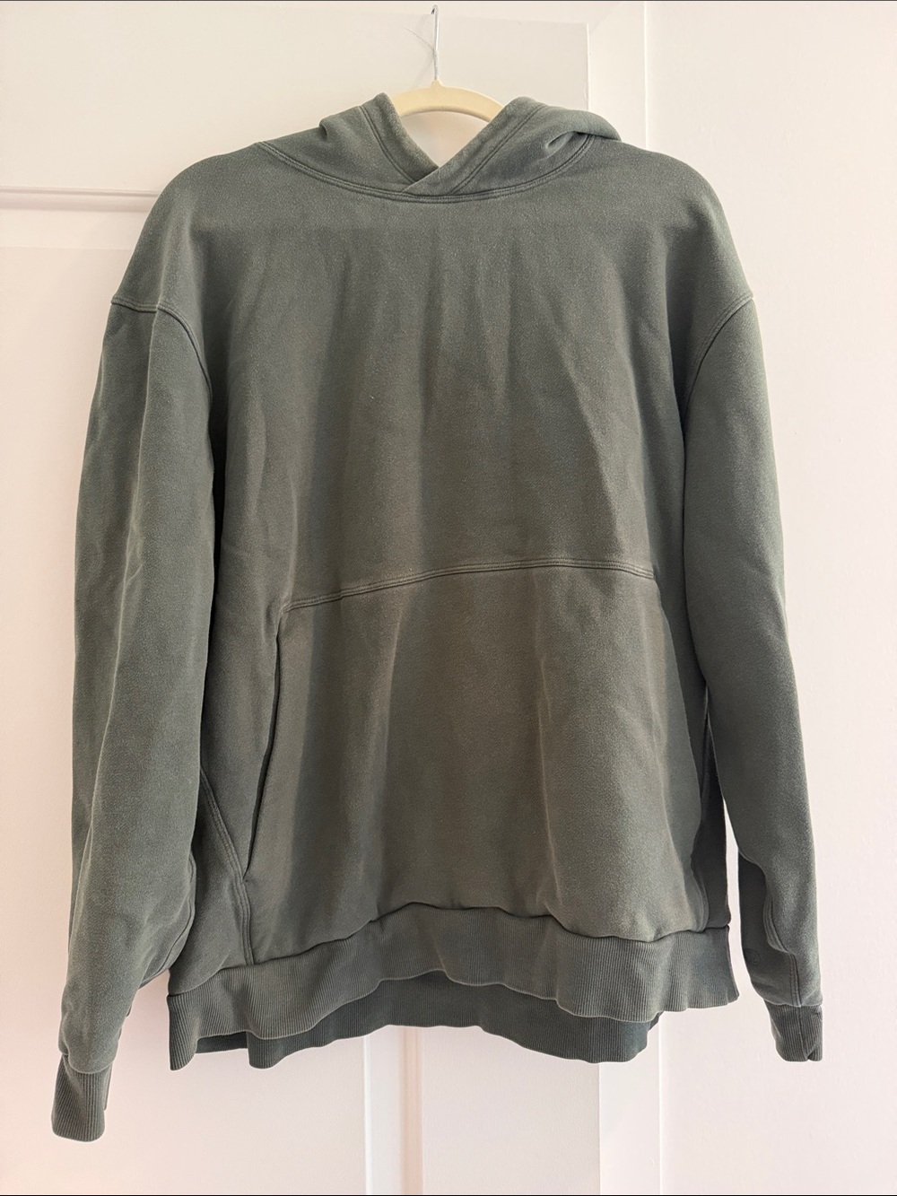 lululemon athletica Men's Olive Crewneck Hoodie — Subtle Green